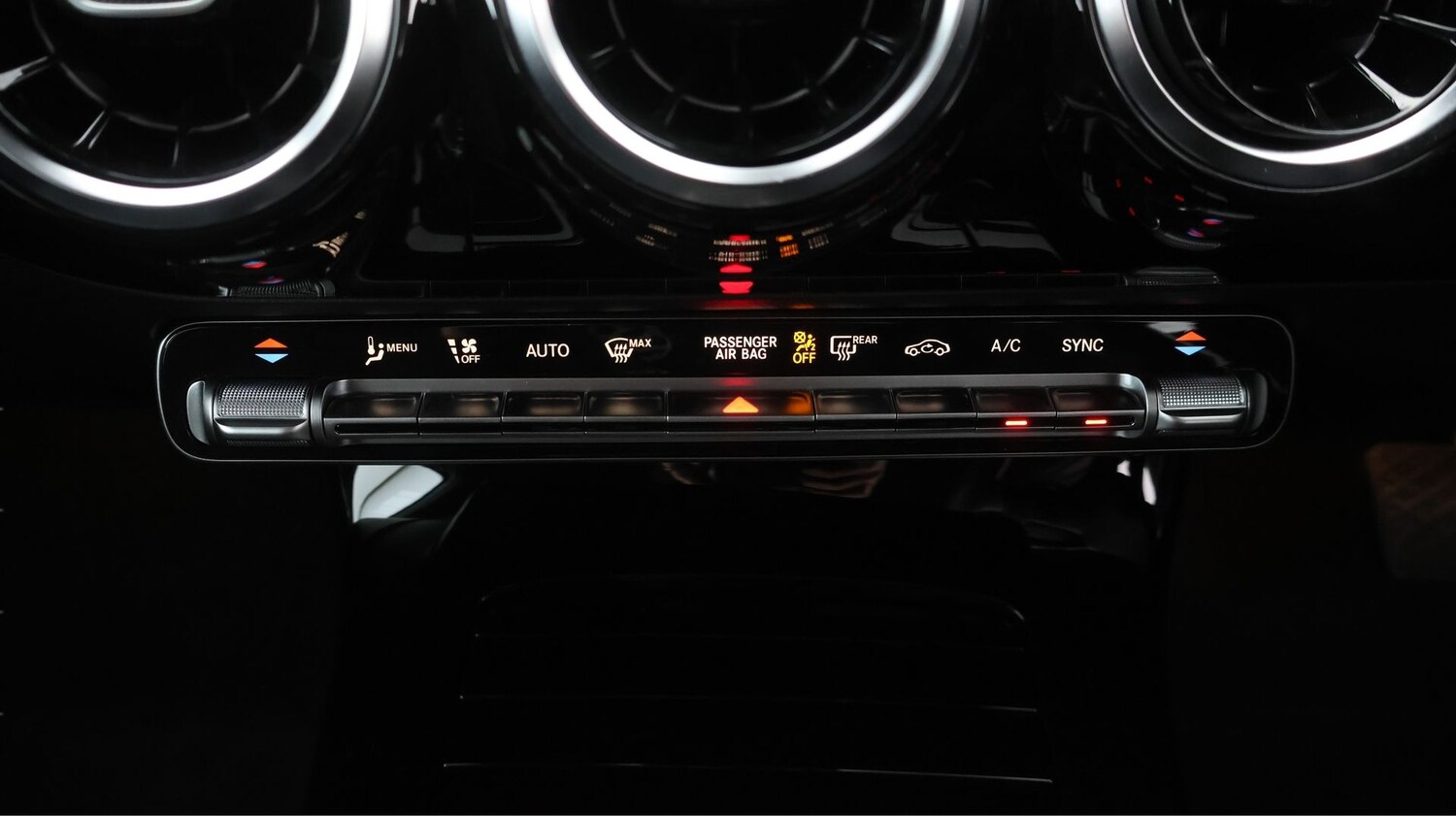 Used Mercedes-Benz A-Class 2022 for sale - 77636613: Photo 12