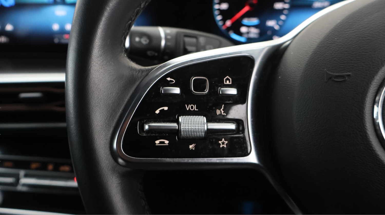 Used Mercedes-Benz EQC 2022 for sale - 77679293: Photo 24