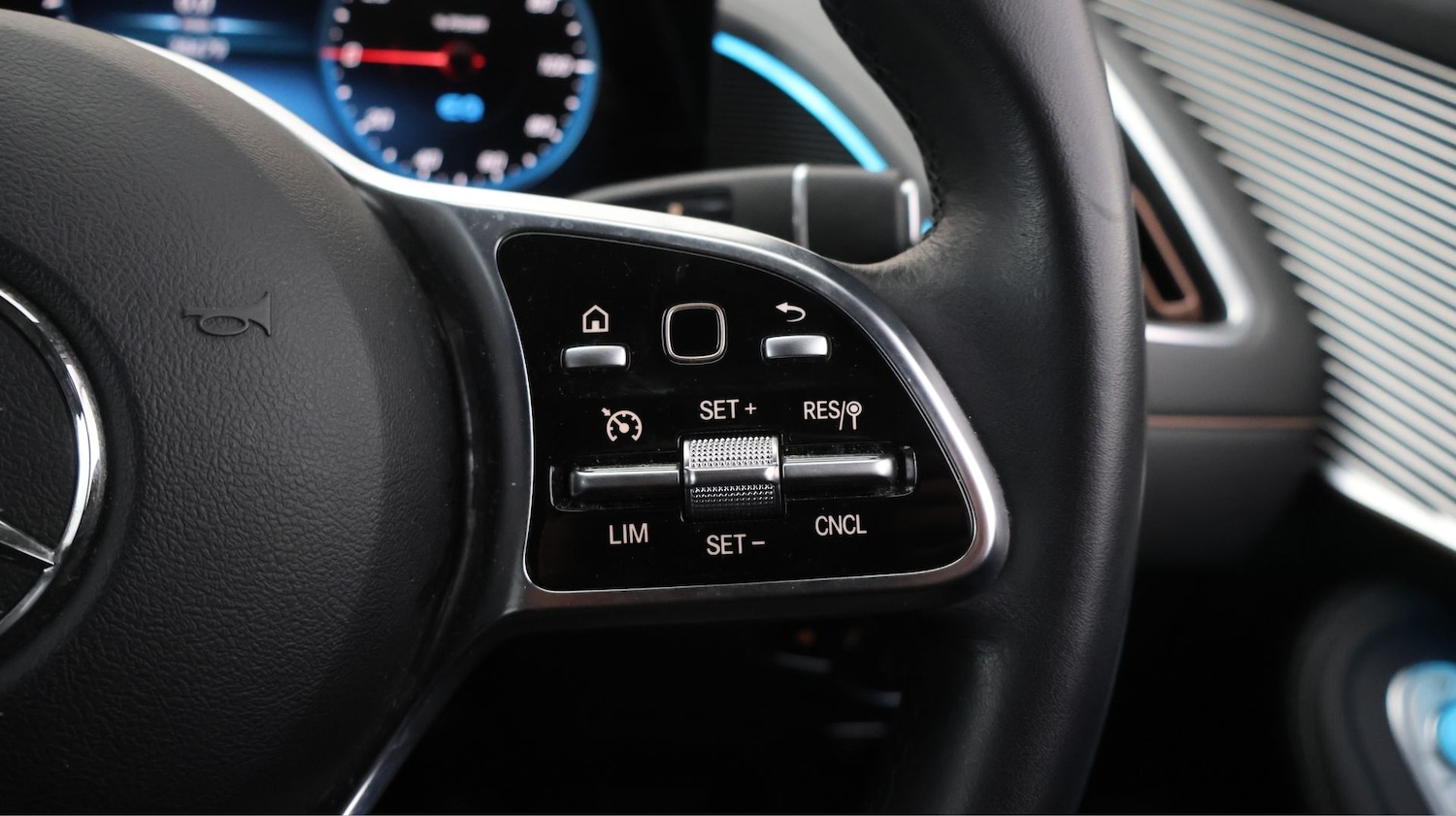 Used Mercedes-Benz EQC 2022 for sale - 77679293: Photo 25