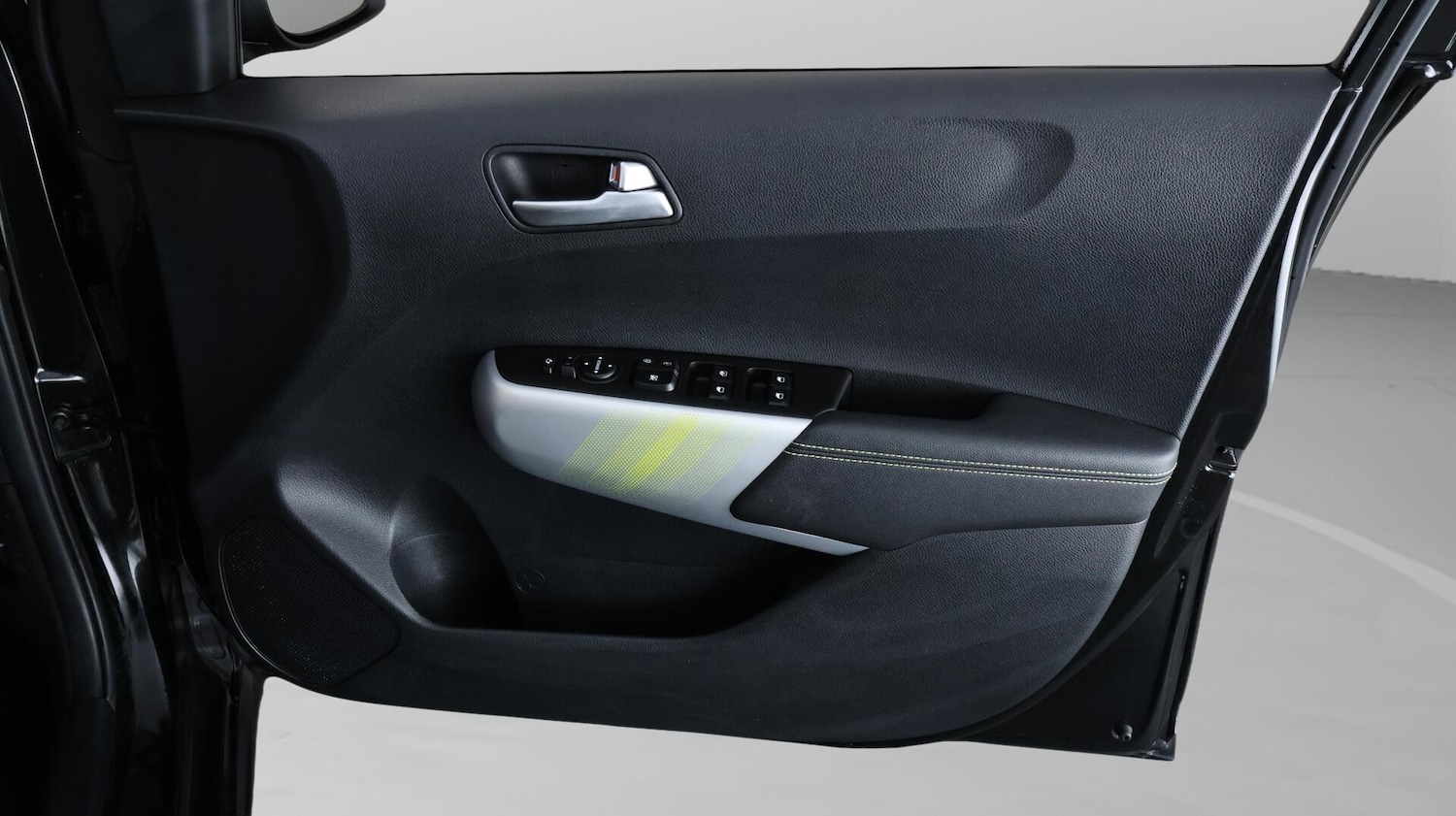 Used Kia Picanto 2022 for sale - 76538355: Photo 15