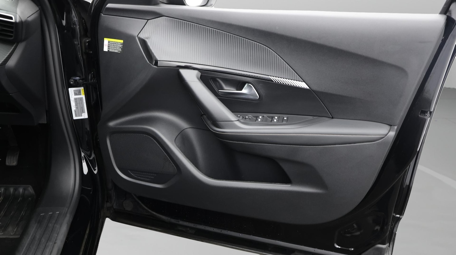 Used Peugeot 2008 2024 for sale - 76620291: Photo 16