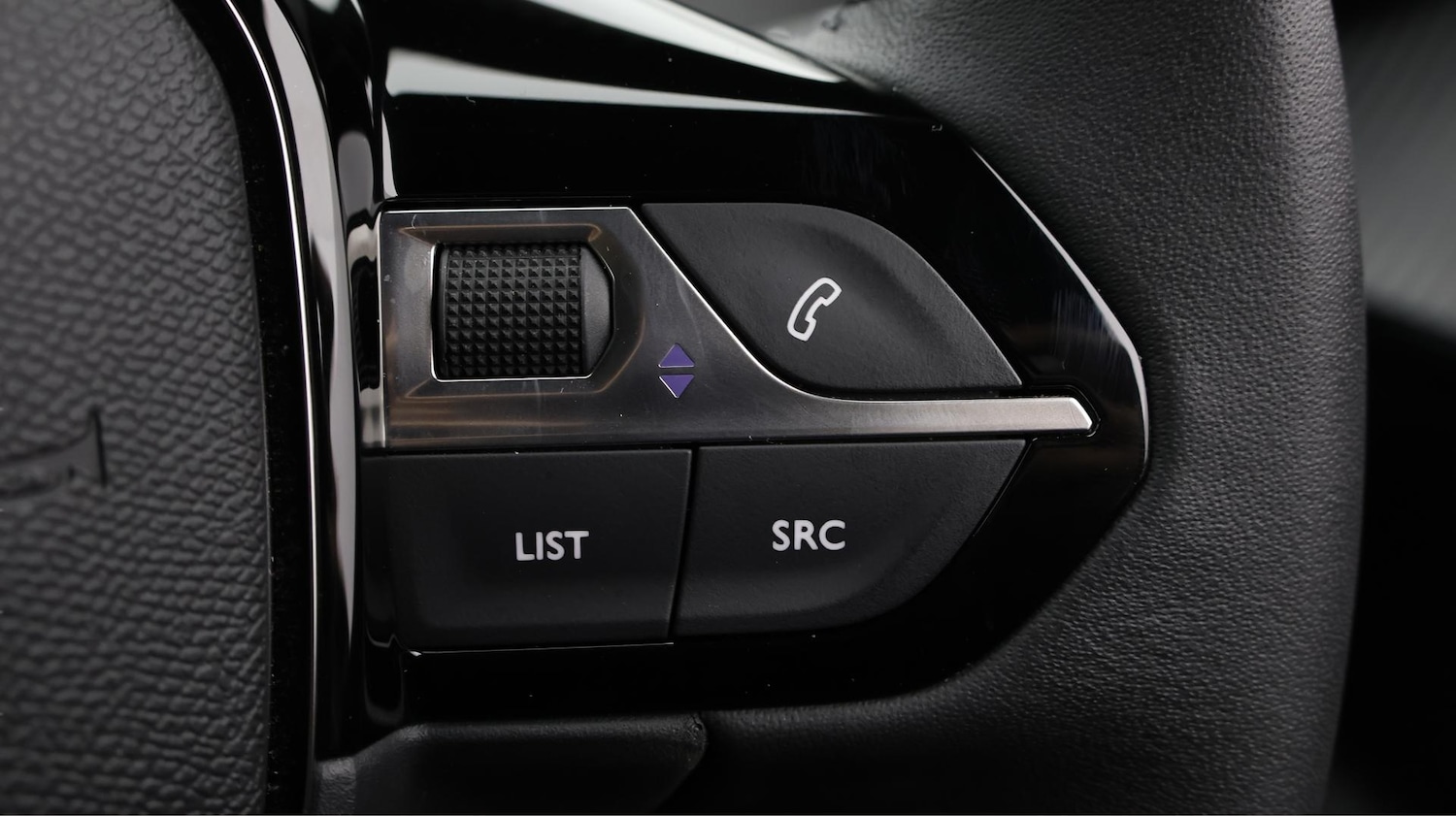 Used Peugeot 2008 2024 for sale - 76620291: Photo 24