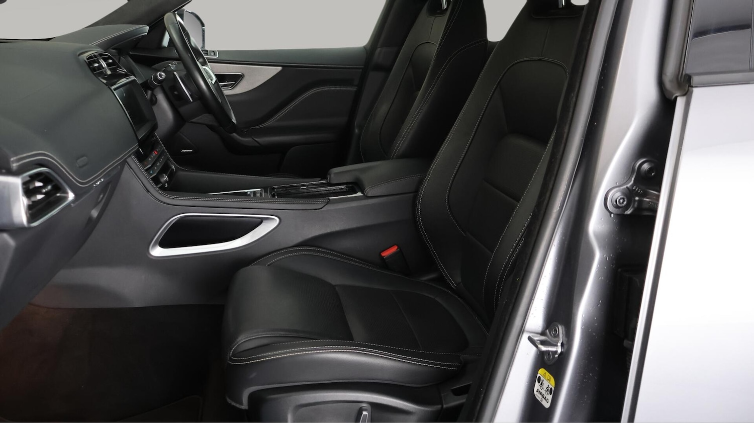 Used Jaguar F-Pace 2019 for sale - 76109301: Photo 13