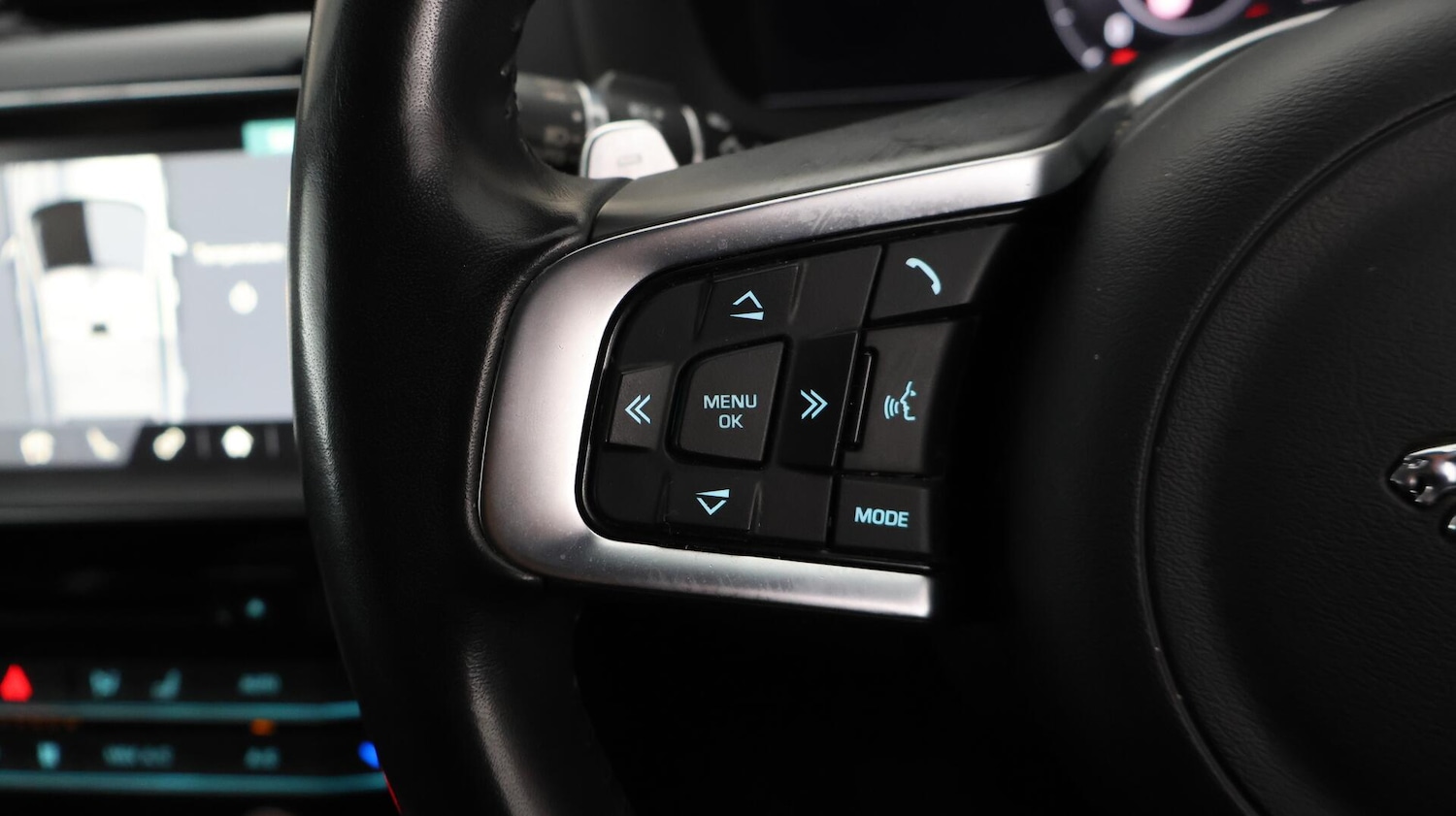 Used Jaguar F-Pace 2019 for sale - 76109301: Photo 24