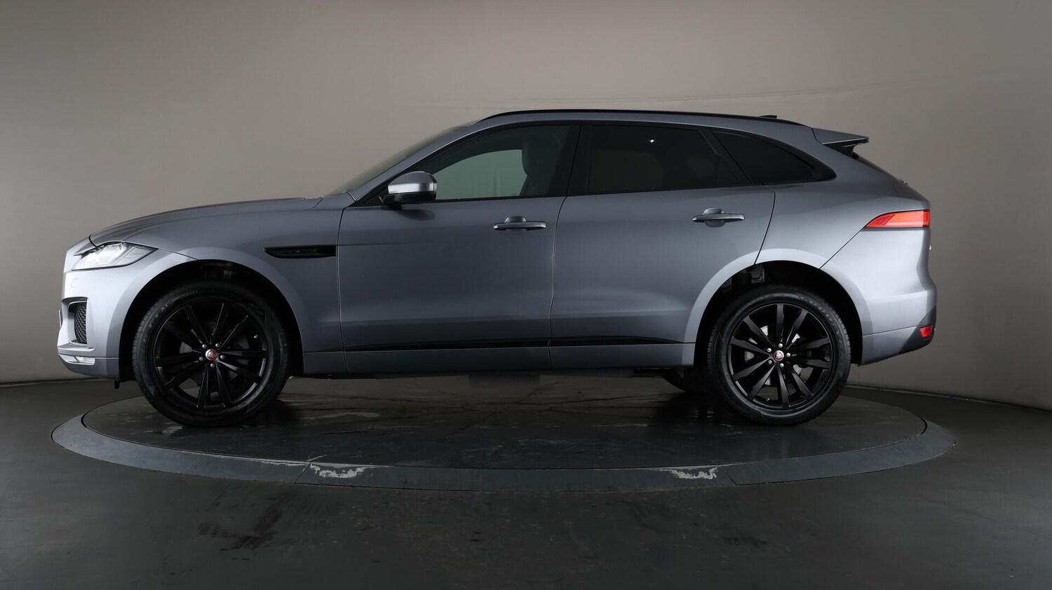 Used Jaguar F-Pace 2019 for sale - 76109301: Photo 39