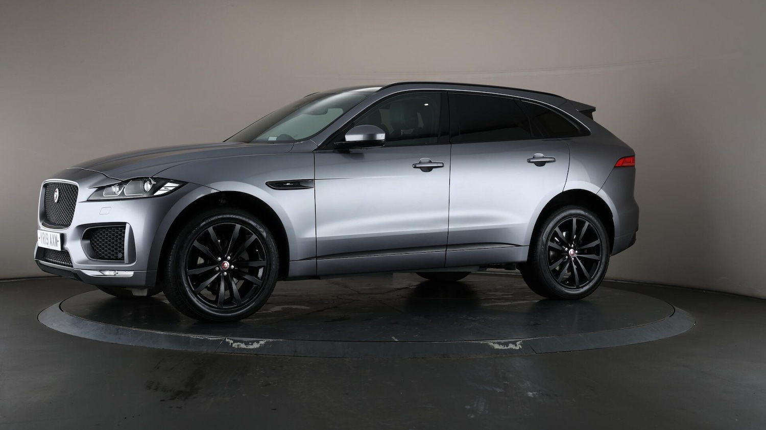 Used Jaguar F-Pace 2019 for sale - 76109301: Photo 42