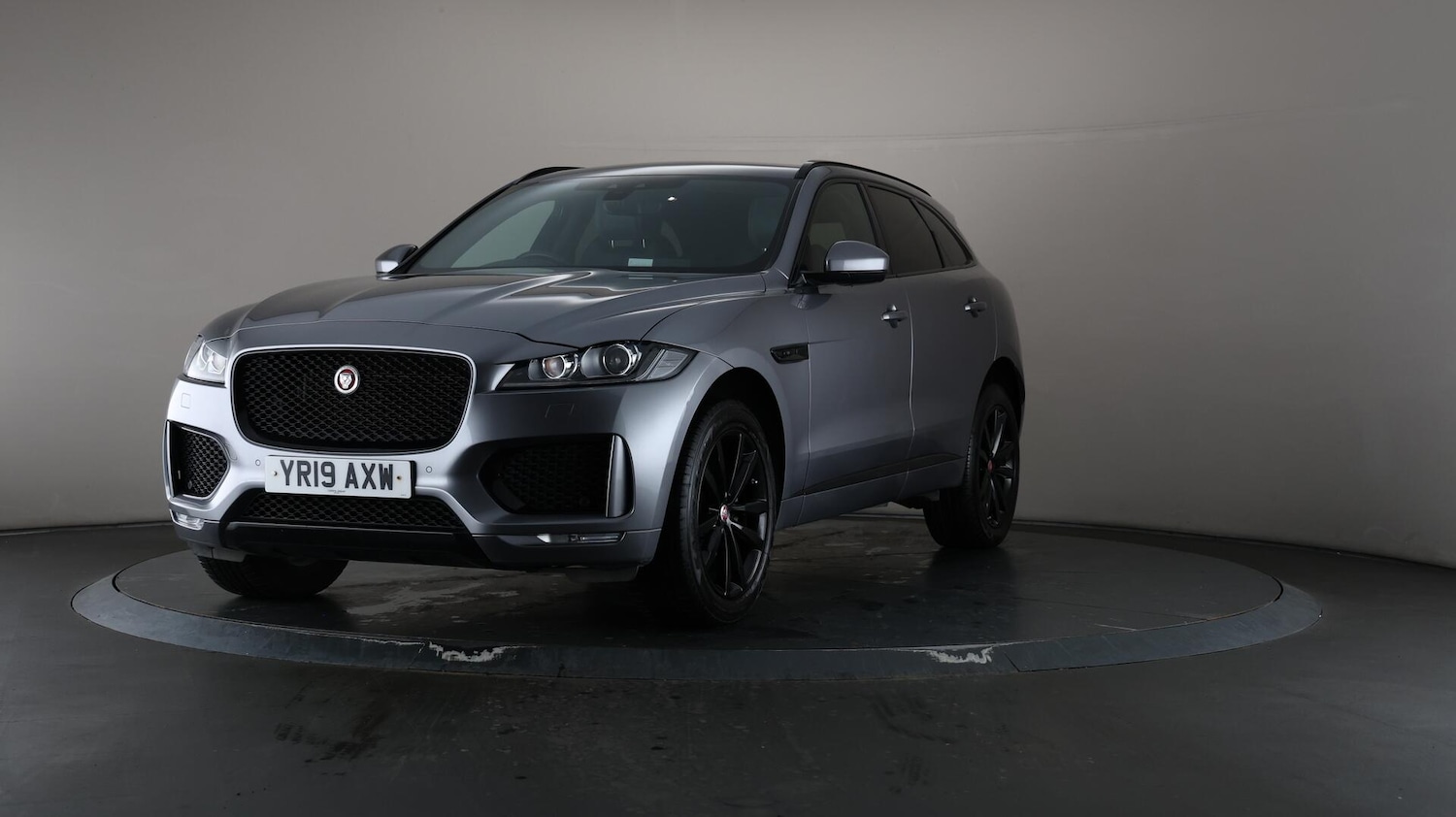 Used Jaguar F-Pace 2019 for sale - 76109301: Photo 46
