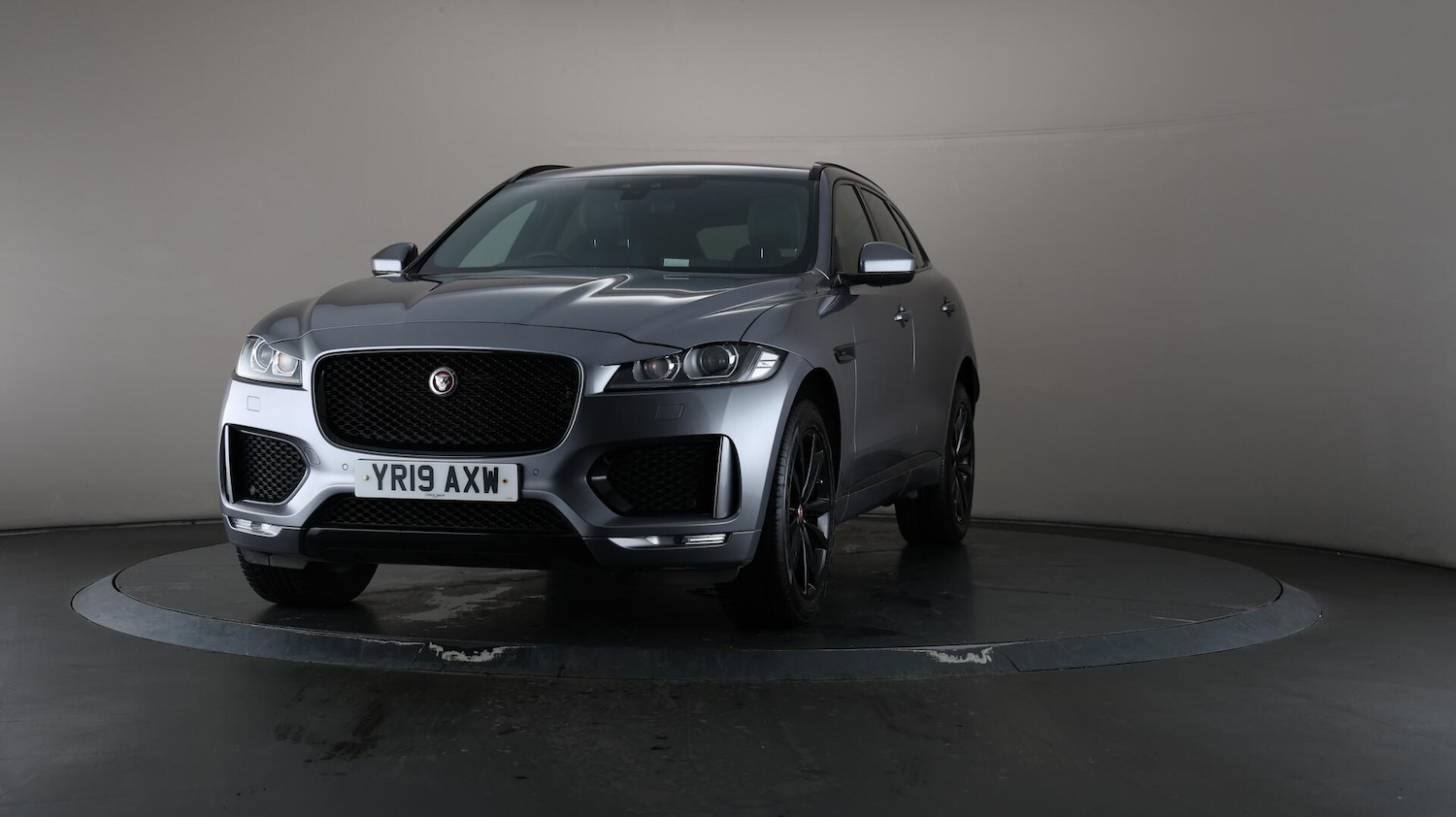 Used Jaguar F-Pace 2019 for sale - 76109301: Photo 48