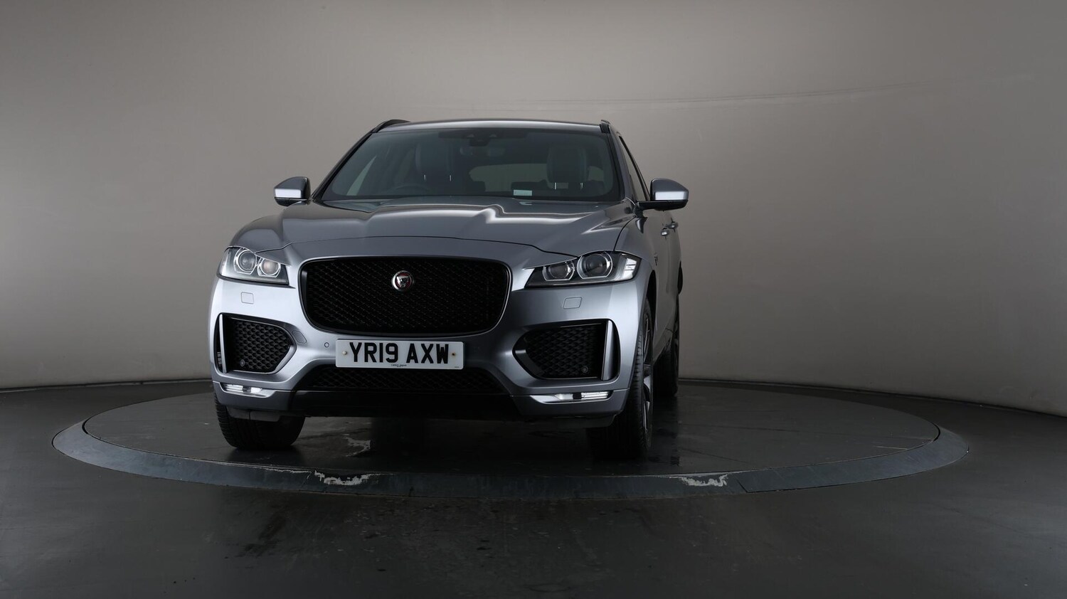 Used Jaguar F-Pace 2019 for sale - 76109301: Photo 49
