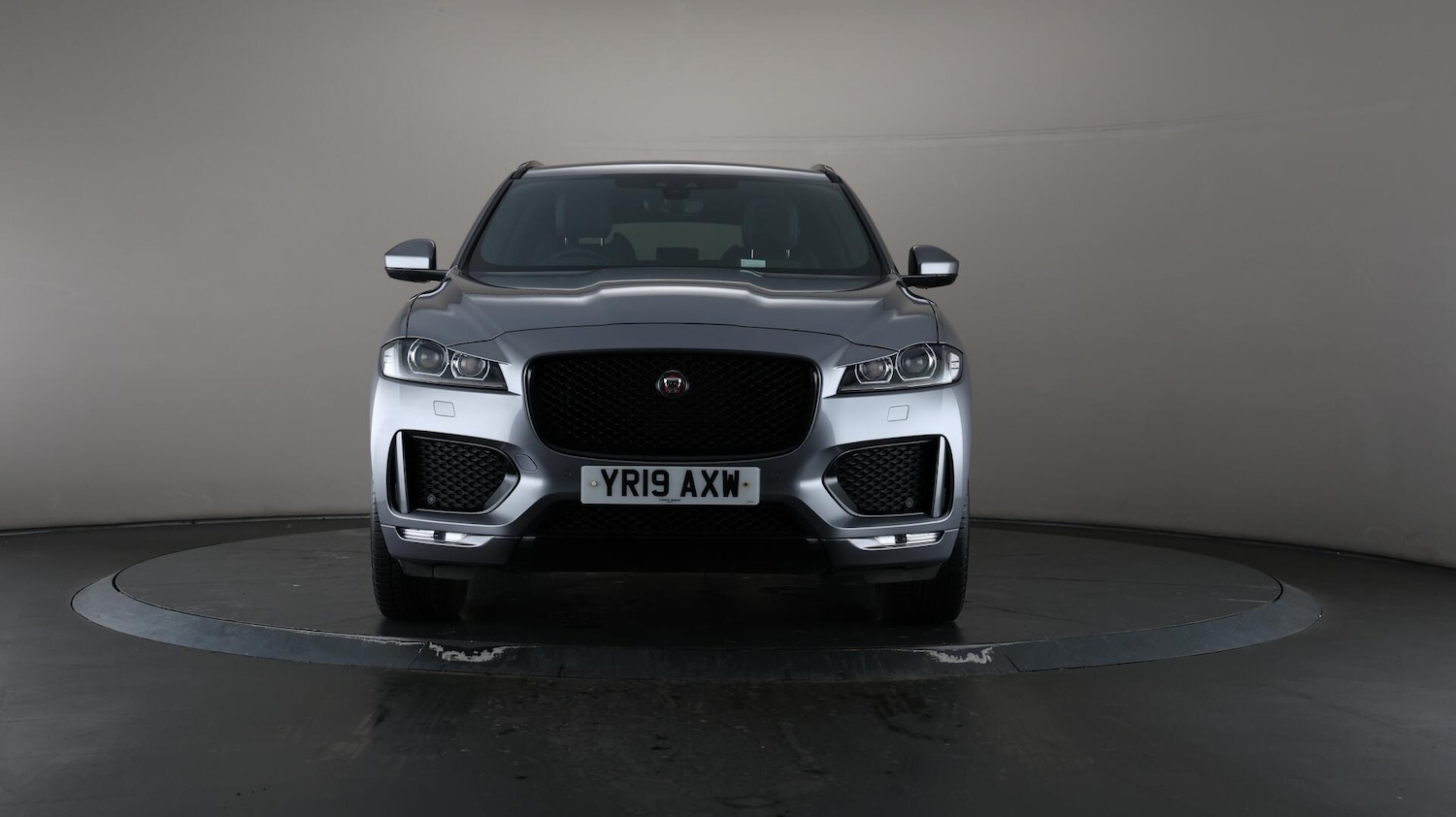 Used Jaguar F-Pace 2019 for sale - 76109301: Photo 50