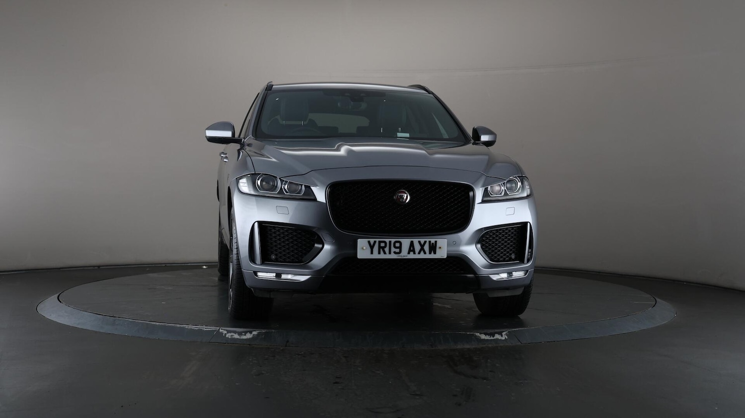 Used Jaguar F-Pace 2019 for sale - 76109301: Photo 51