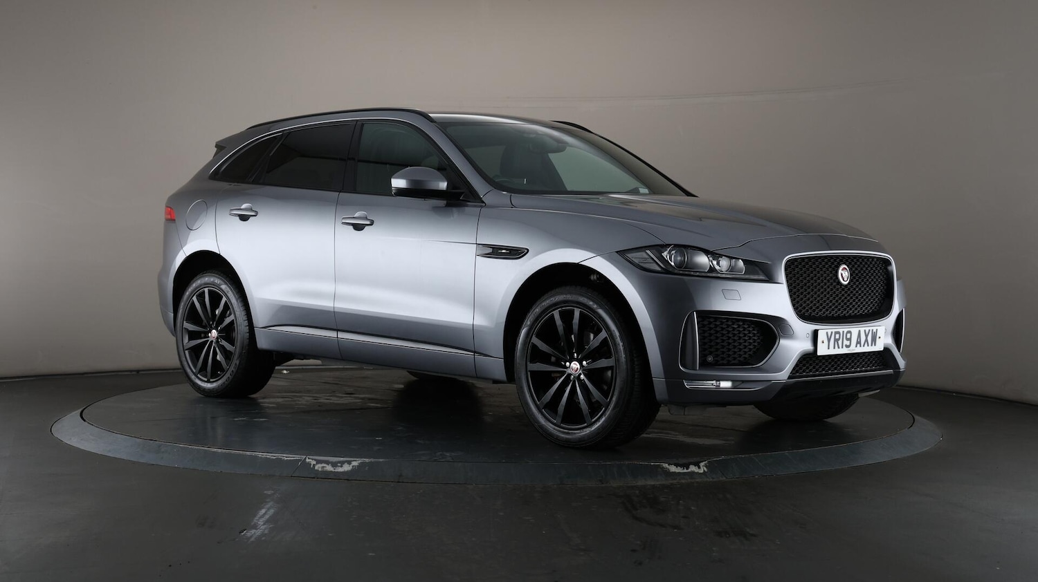 Used Jaguar F-Pace 2019 for sale - 76109301: Photo 55