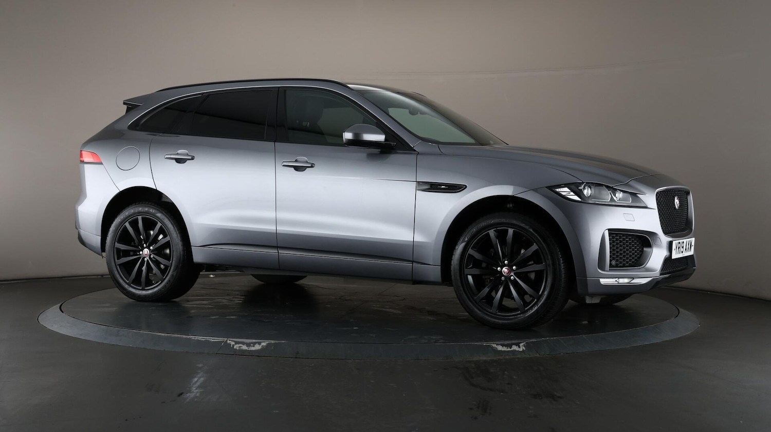 Used Jaguar F-Pace 2019 for sale - 76109301: Photo 57