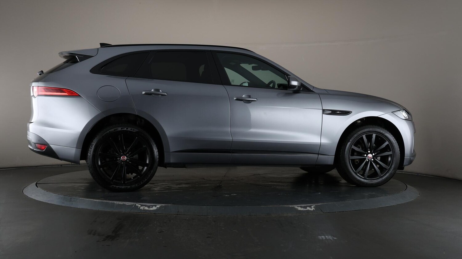 Used Jaguar F-Pace 2019 for sale - 76109301: Photo 63