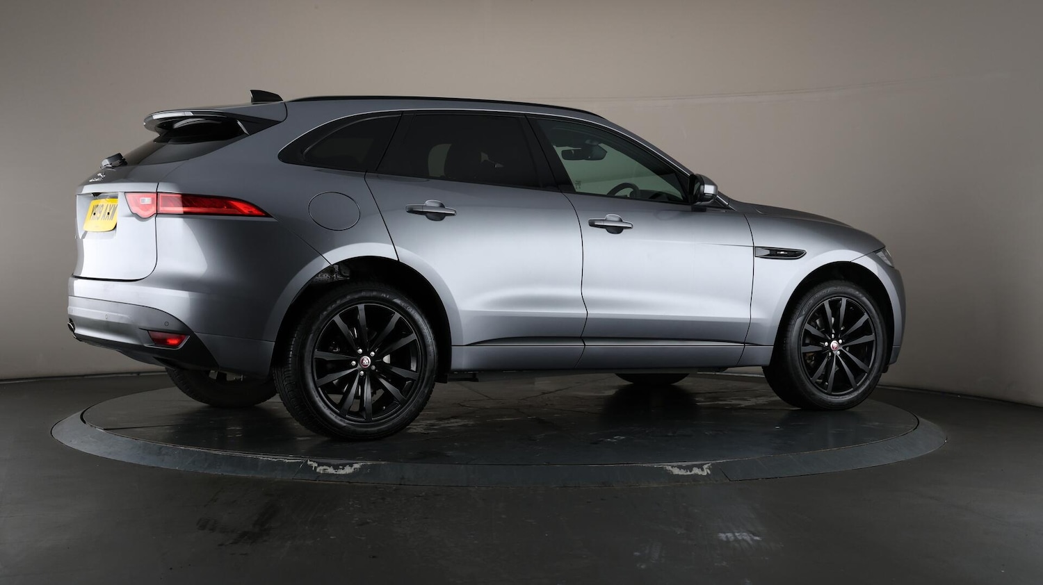 Used Jaguar F-Pace 2019 for sale - 76109301: Photo 65