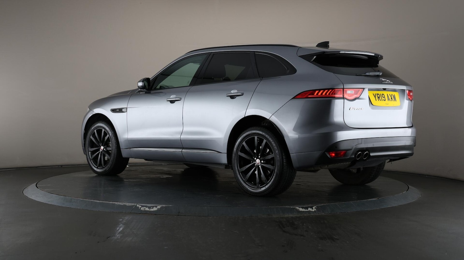Used Jaguar F-Pace 2019 for sale - 76109301: Photo 75