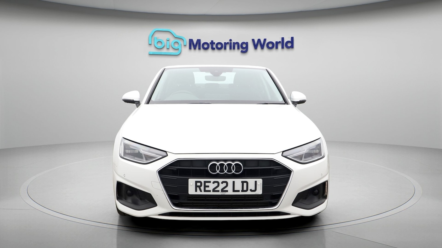 Used Audi A4 2022 for sale - 77669390: Photo 2