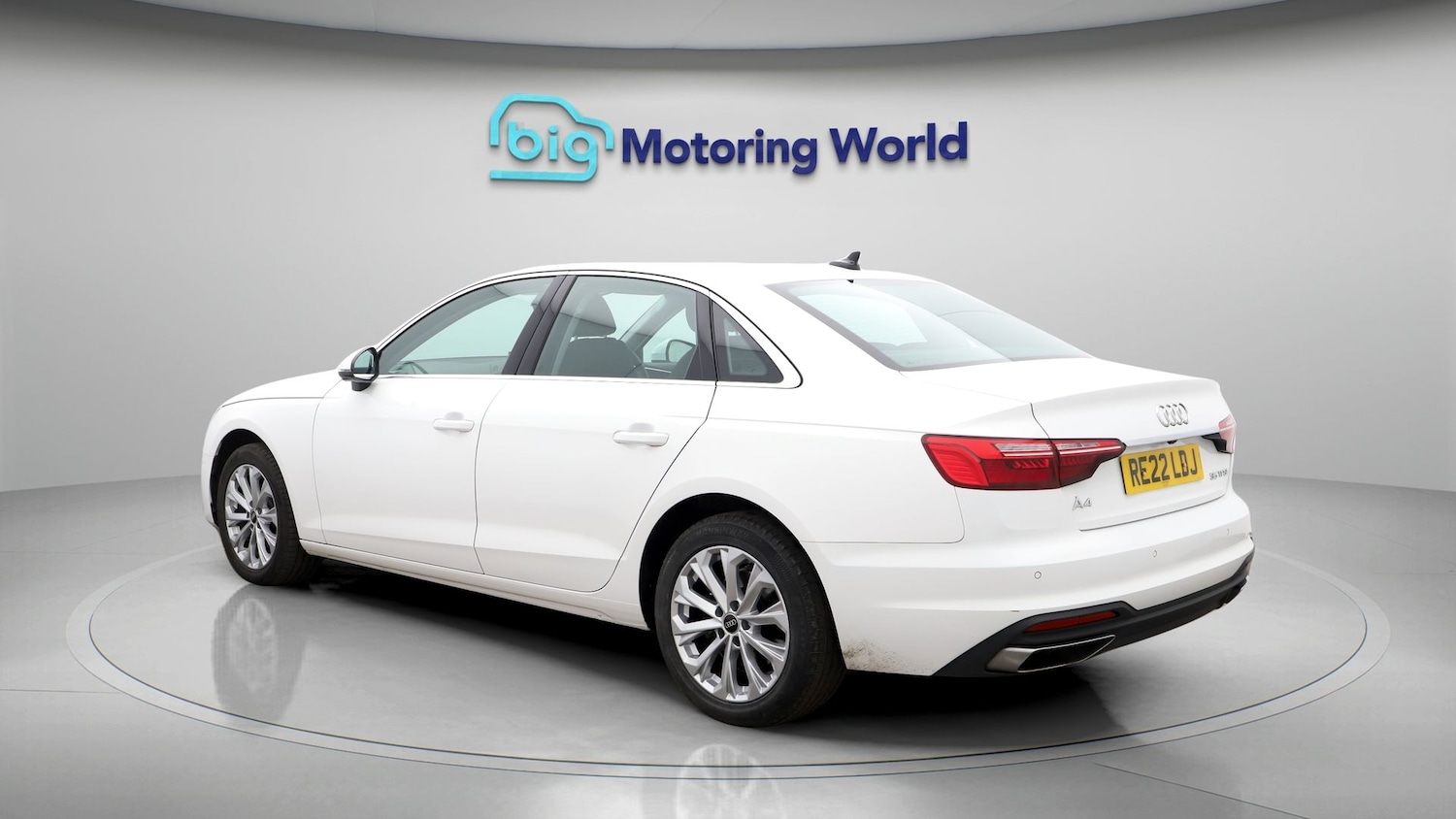 Used Audi A4 2022 for sale - 77669390: Photo 5