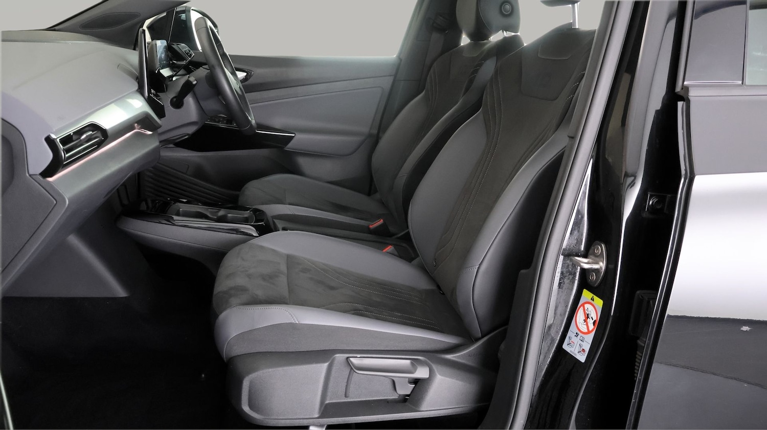 Used Volkswagen ID.4 2022 for sale - 77617600: Photo 14