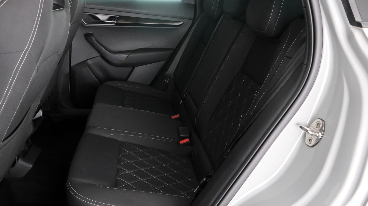 Used Skoda Karoq 2020 for sale - 77743088: Photo 15