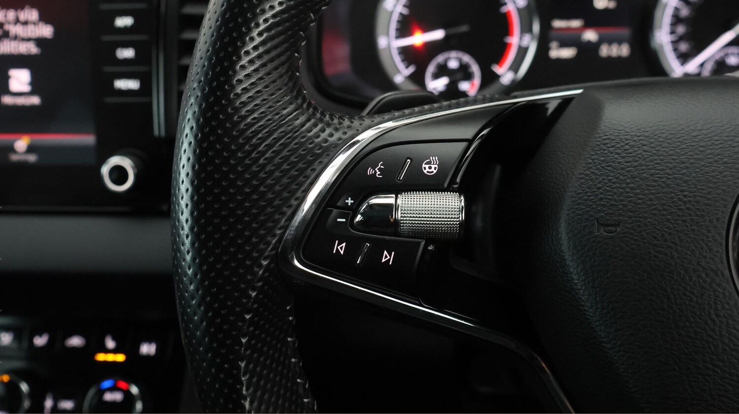 Used Skoda Karoq 2020 for sale - 77743088: Photo 22