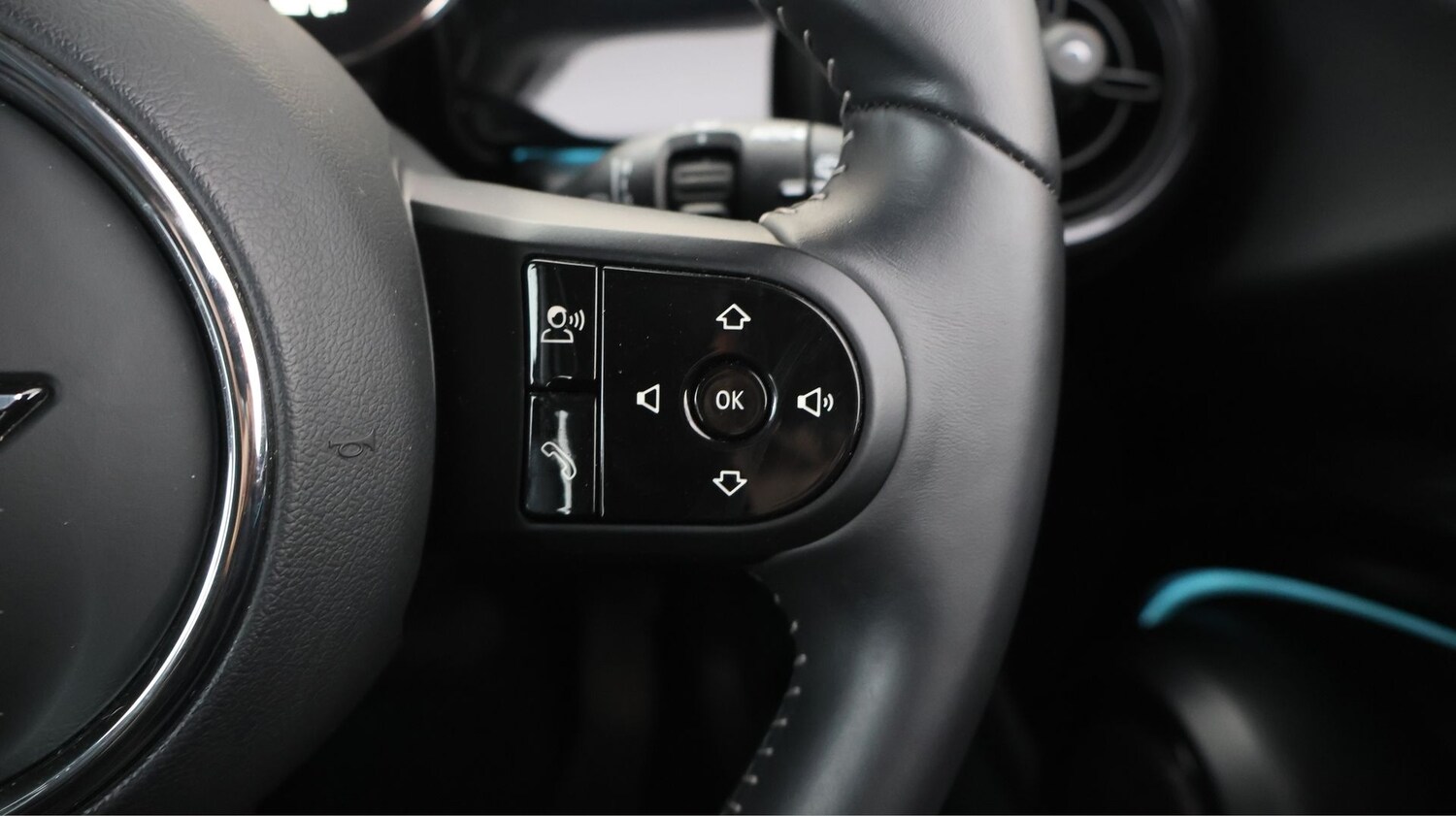 Used MINI Hatch 2023 for sale - 77833354: Photo 25