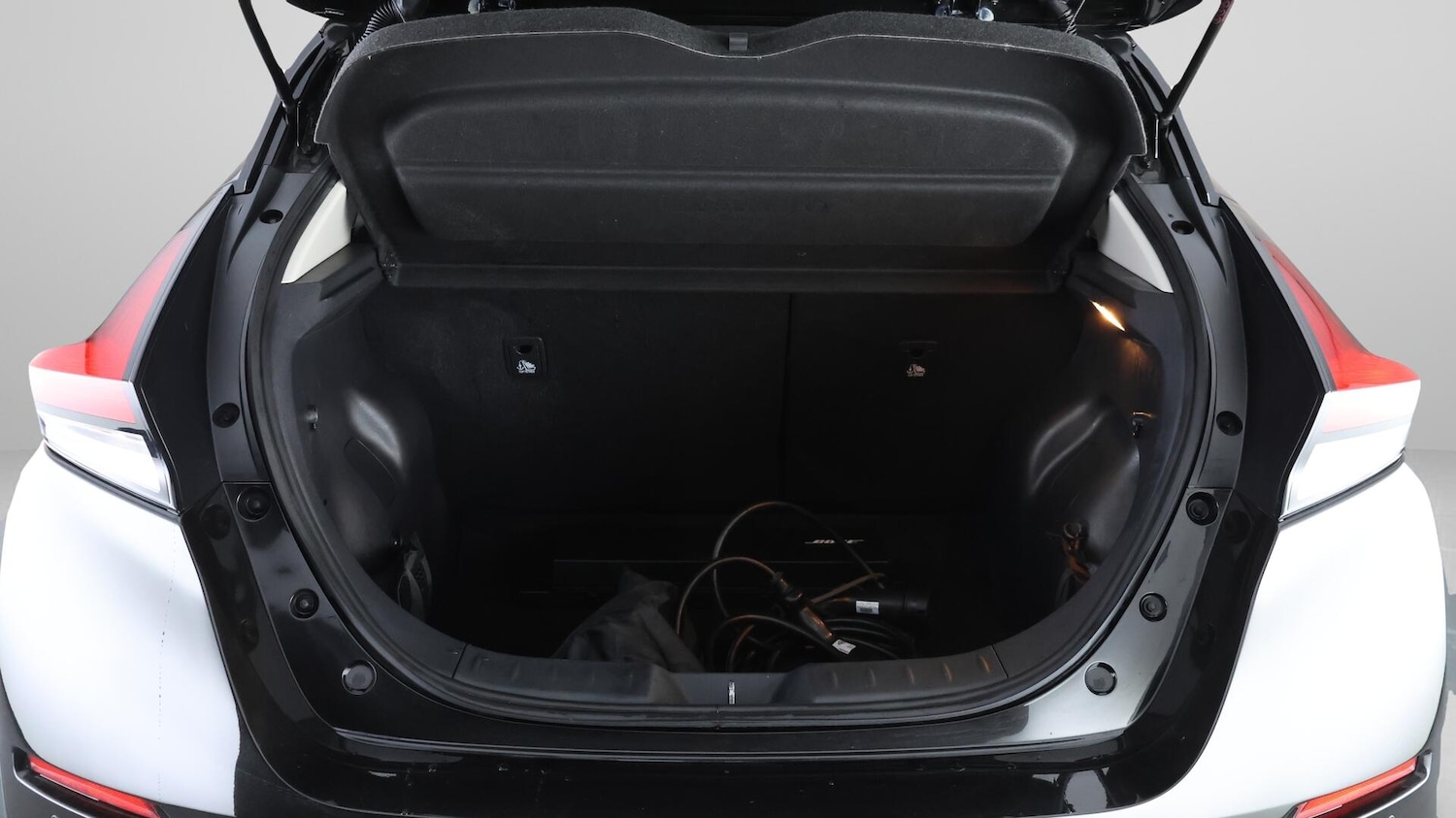 Used Nissan Leaf for sale - 76728534: Photo 18