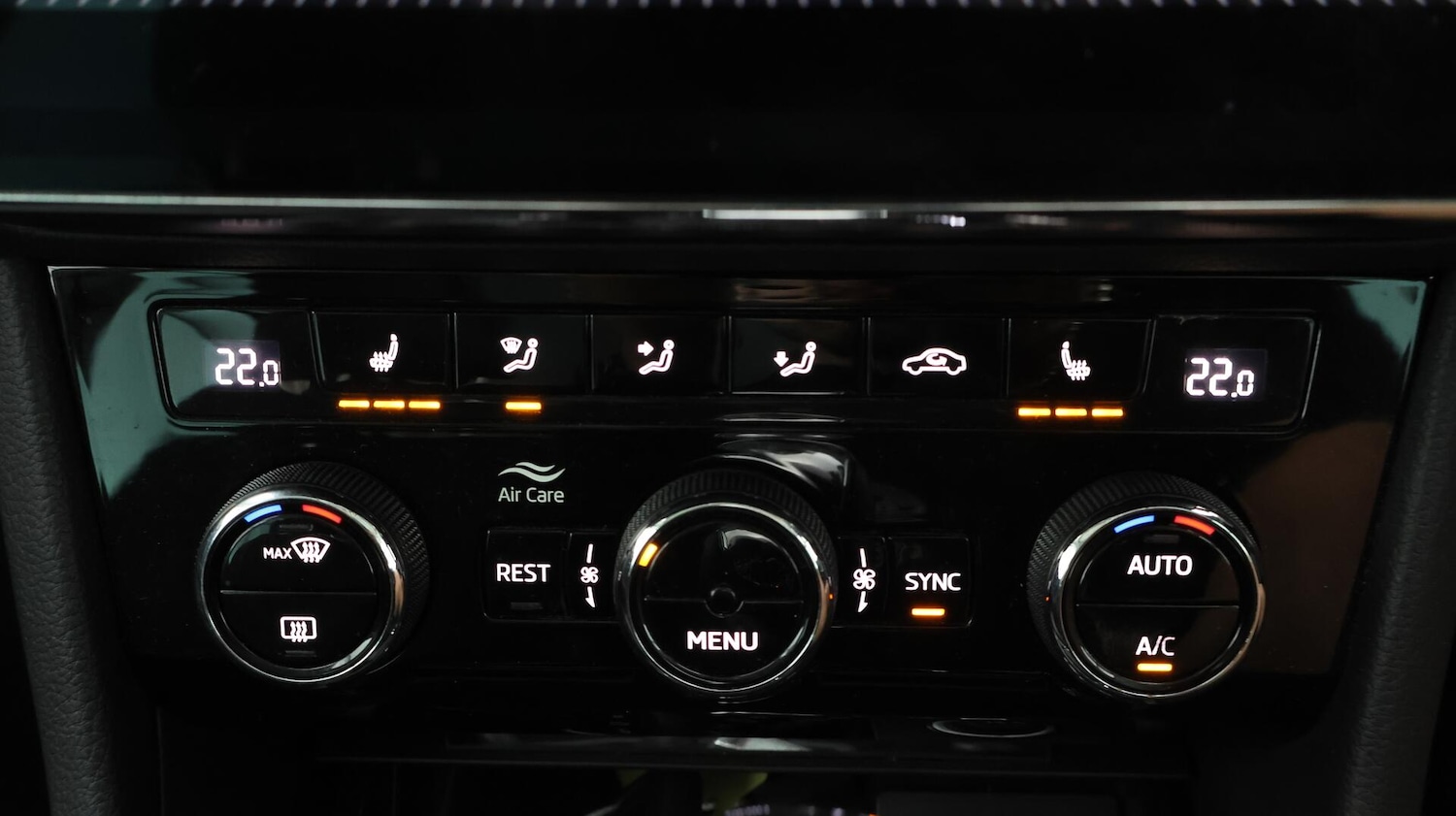 Used Skoda Superb 2021 for sale - 75915399: Photo 12