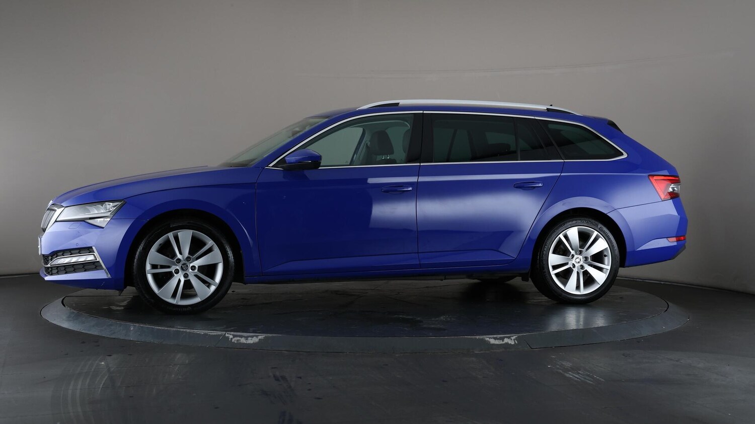 Used Skoda Superb 2021 for sale - 75915399: Photo 41