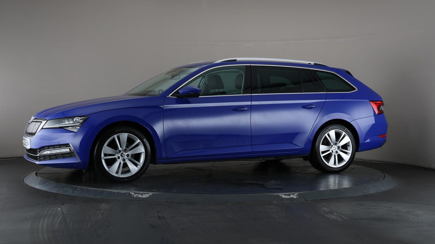 Used Skoda Superb 2021 for sale - 75915399: Photo 42