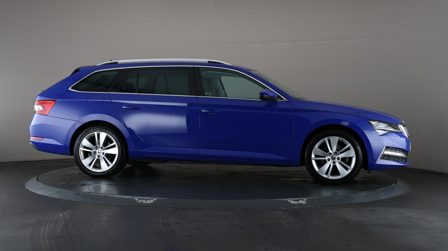 Used Skoda Superb 2021 for sale - 75915399: Photo 61