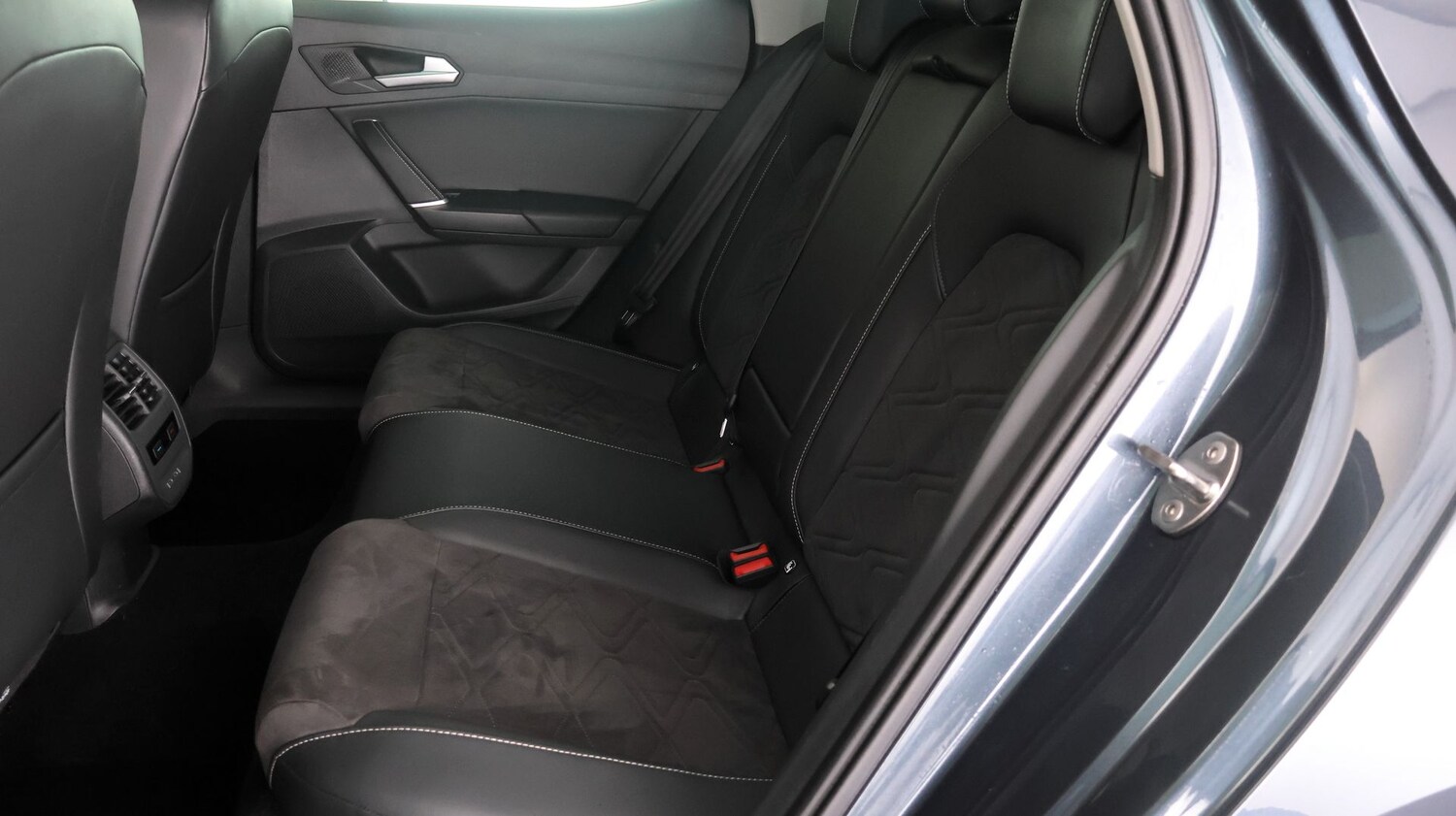 Used SEAT Leon 2021 for sale - 77288924: Photo 15