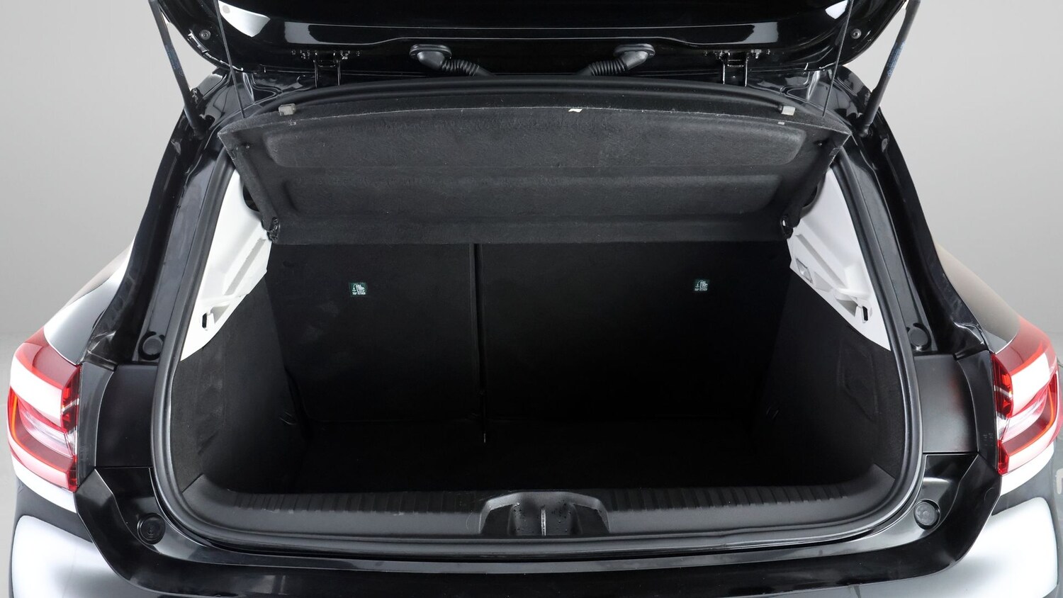 Used Renault Clio 2020 for sale - 77220134: Photo 17