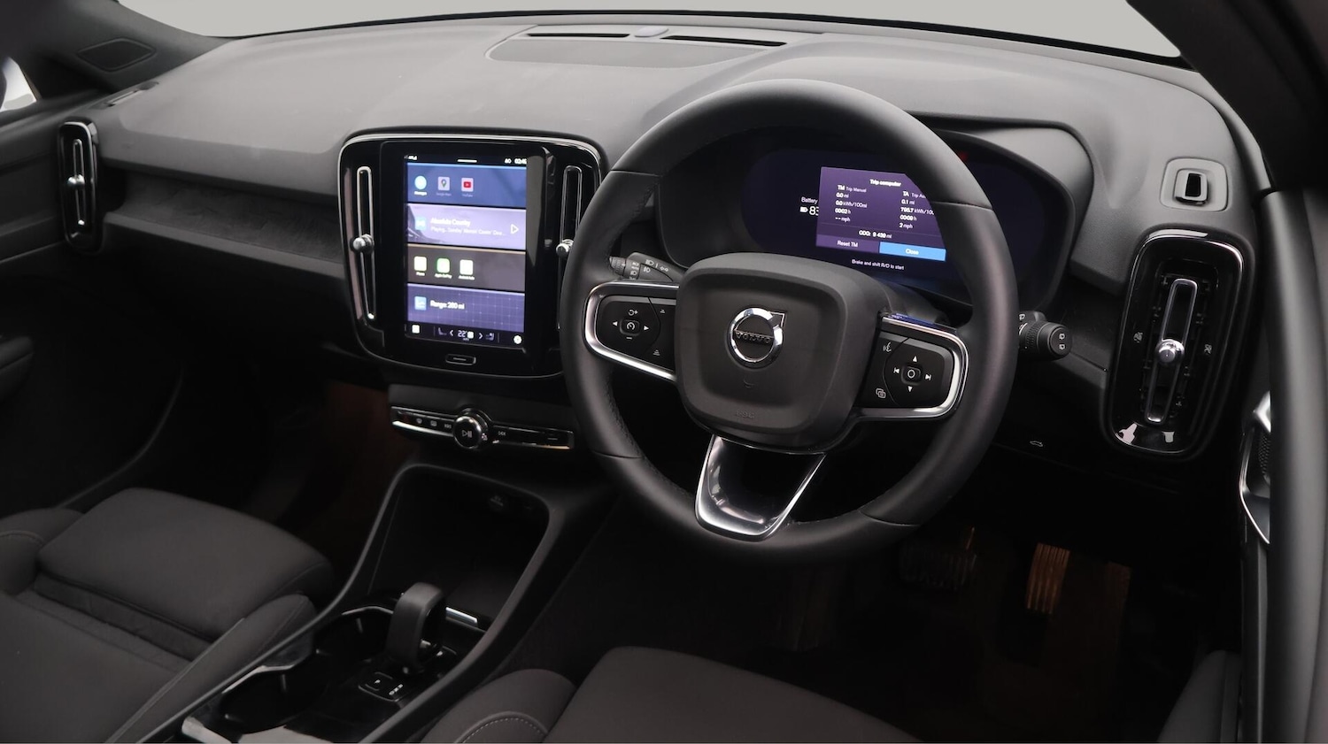 Used Volvo XC40 2023 for sale - 76360451: Photo 10