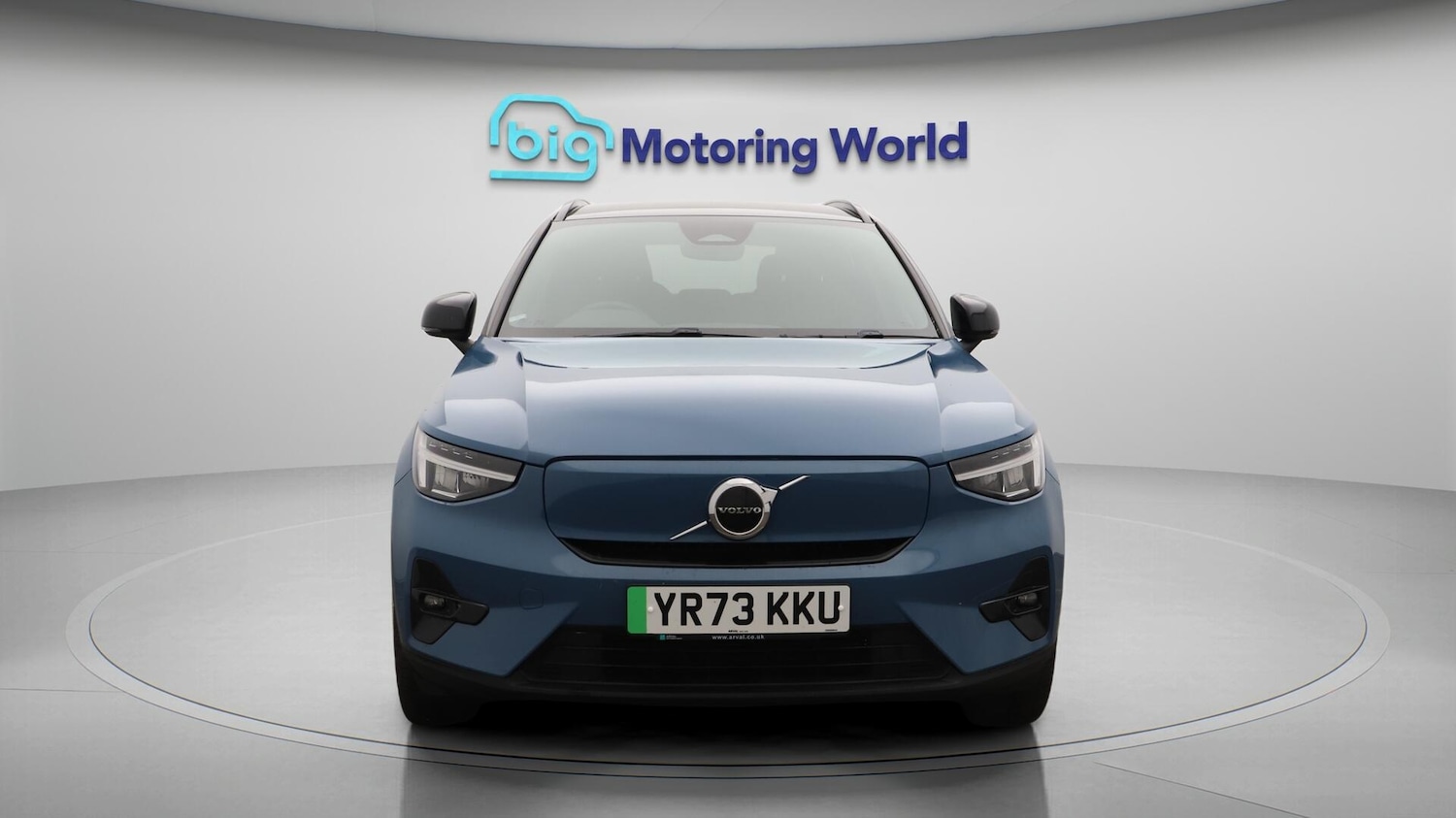 Used Volvo XC40 2023 for sale - 76360451: Photo 3