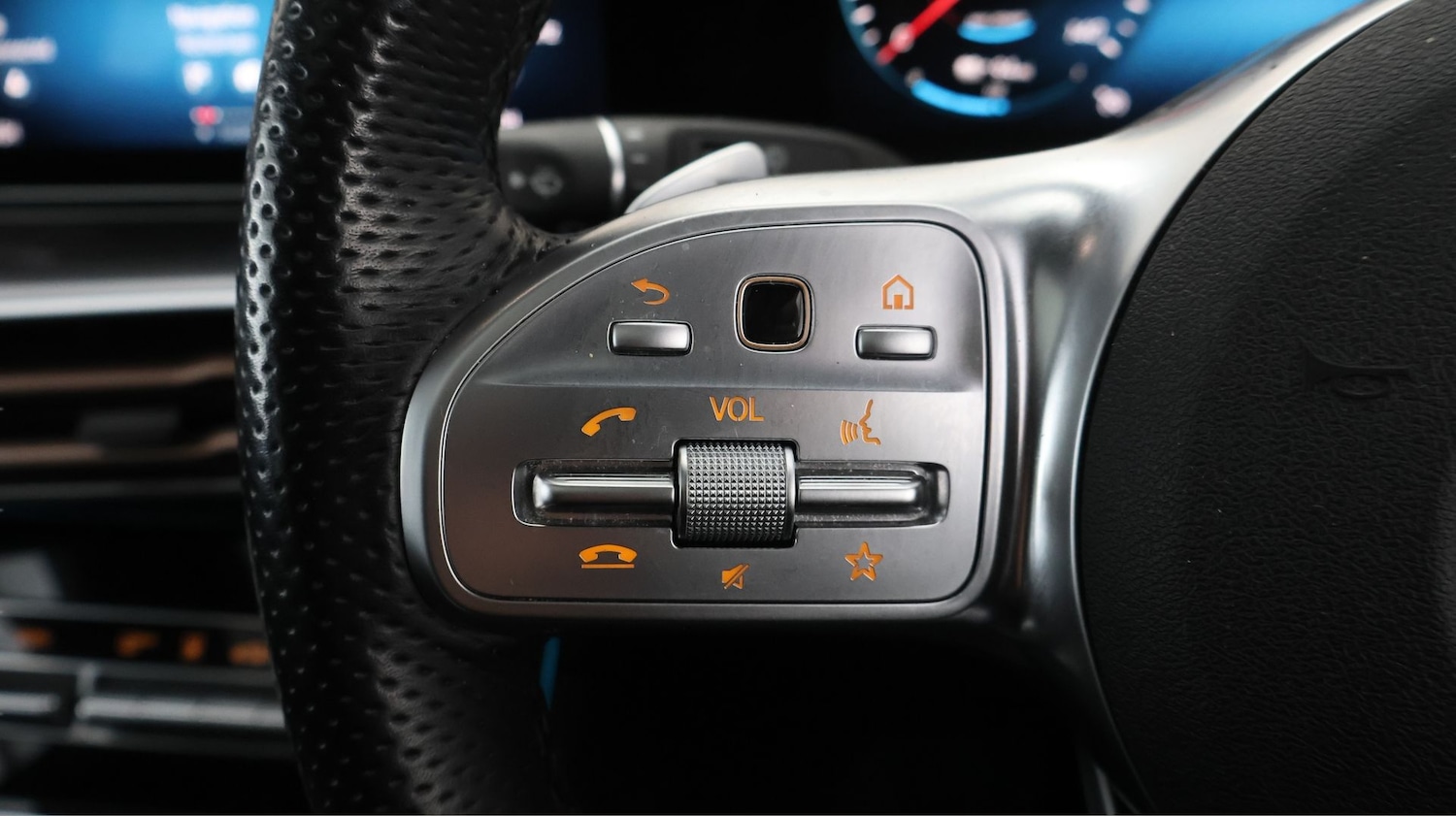 Used Mercedes-Benz EQC 2020 for sale - 77890120: Photo 25