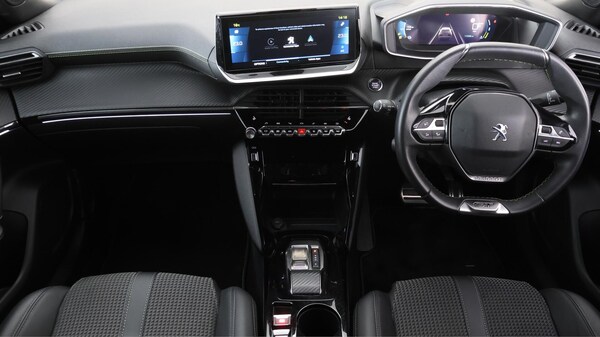Used Peugeot 2008 2023 for sale - 76318132: Photo 14
