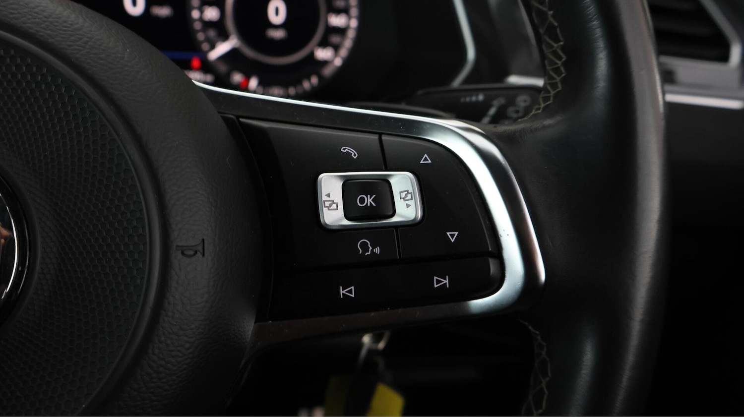 Used Volkswagen Tiguan 2017 for sale - 76432538: Photo 22