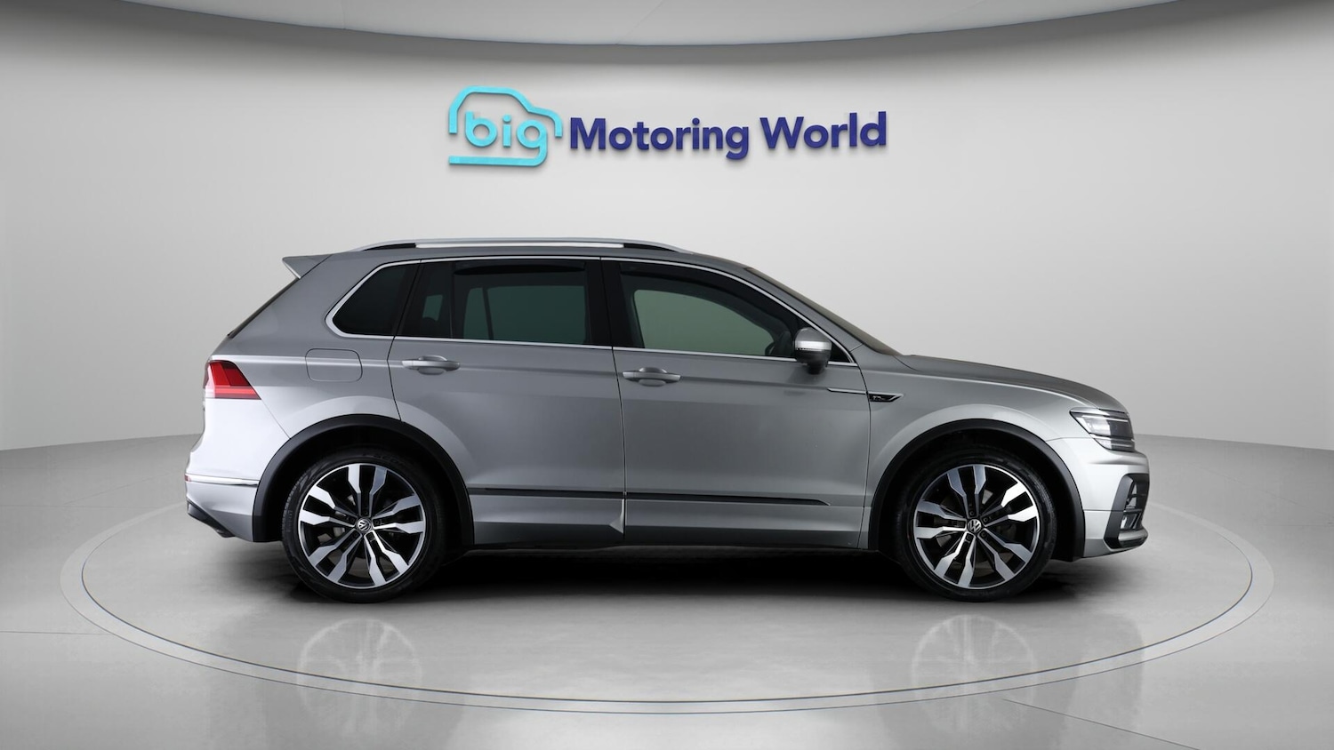 Used Volkswagen Tiguan 2017 for sale - 76432538: Photo 8