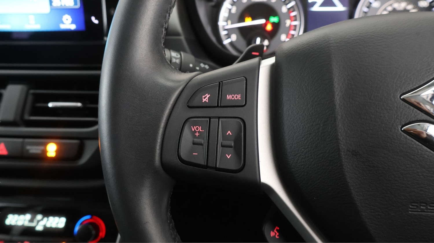 Used Suzuki SX4 S-Cross 2023 for sale - 77668297: Photo 24