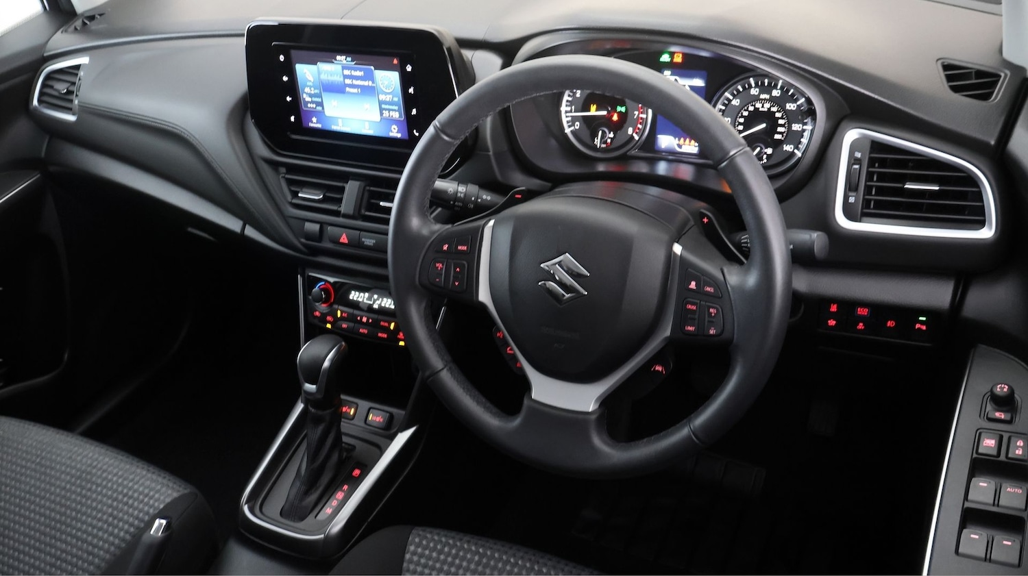 Used Suzuki SX4 S-Cross 2023 for sale - 77668297: Photo 9