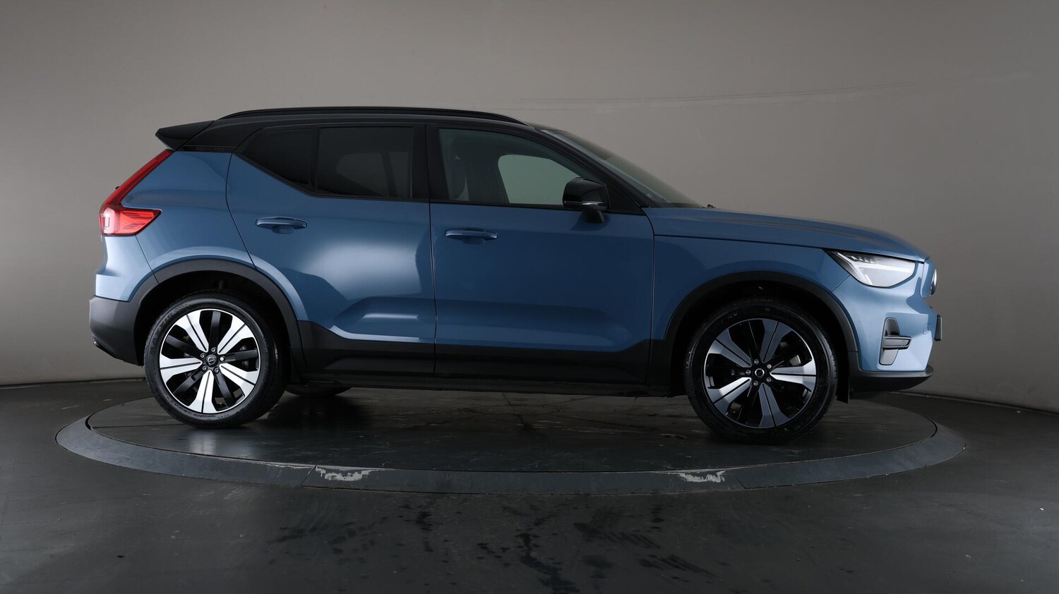 Used Volvo XC40 2022 for sale - 75977417: Photo 57