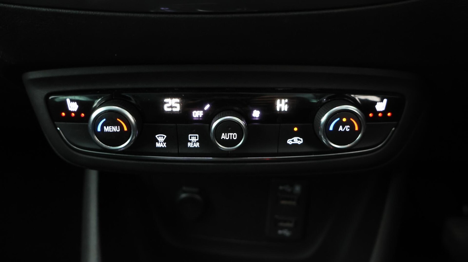 Used Vauxhall Crossland 2022 for sale - 76388682: Photo 11