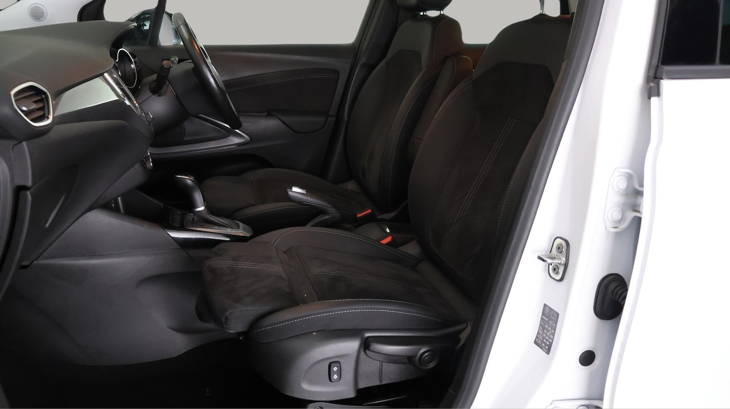 Used Vauxhall Crossland 2022 for sale - 76388682: Photo 13