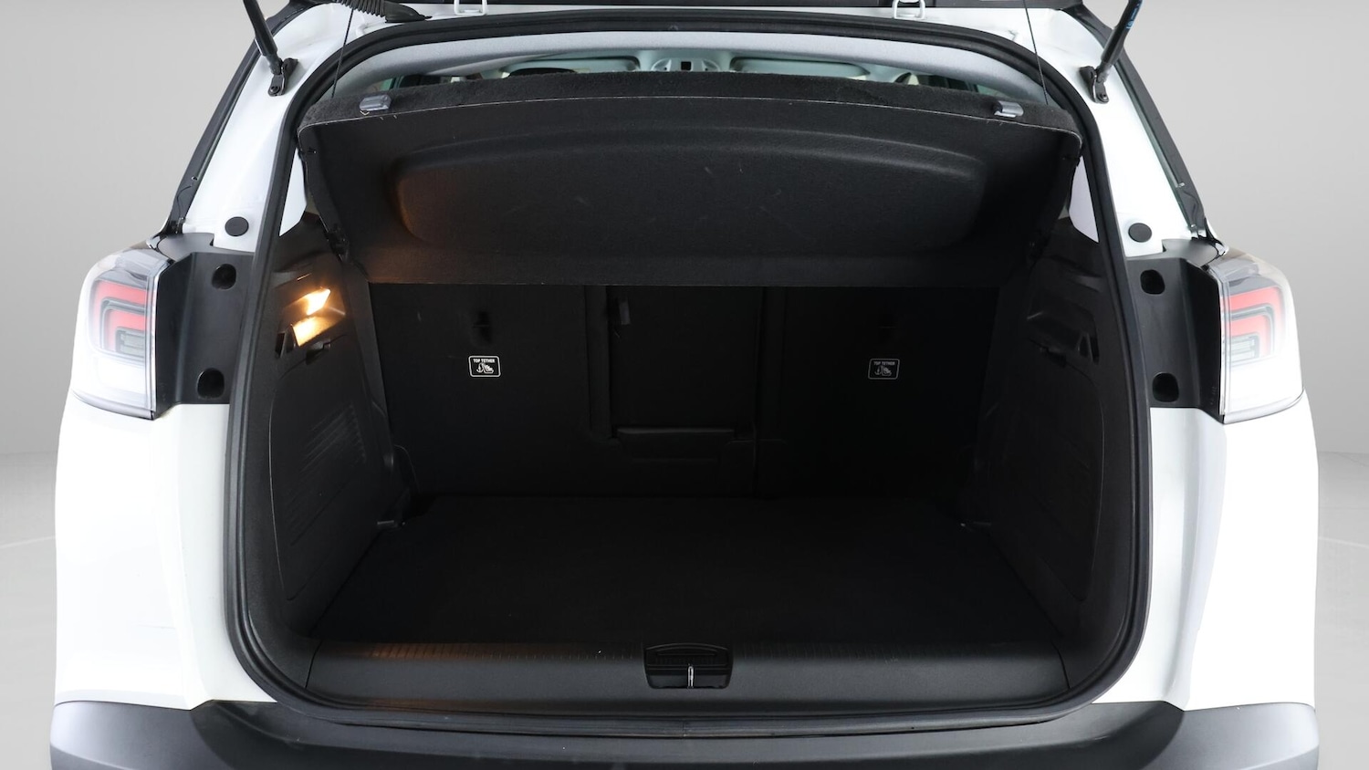 Used Vauxhall Crossland 2022 for sale - 76388682: Photo 16