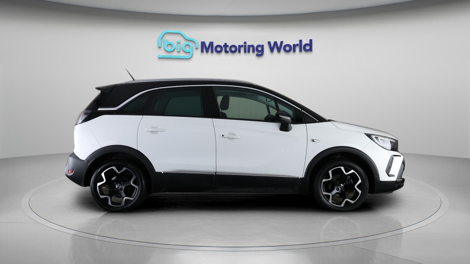 Used Vauxhall Crossland 2022 for sale - 76388682: Photo 8