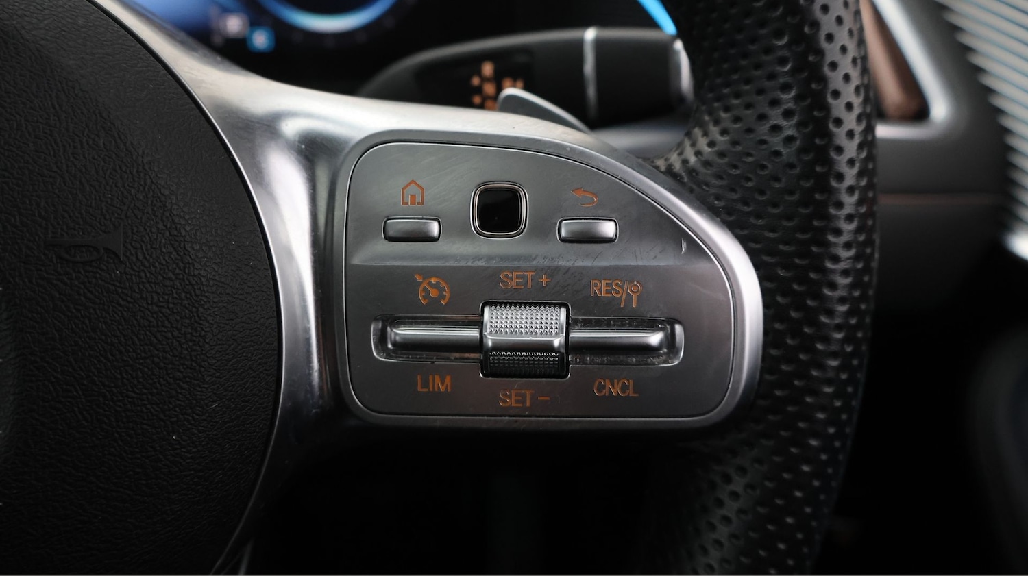 Used Mercedes-Benz EQC 2021 for sale - 77704229: Photo 24