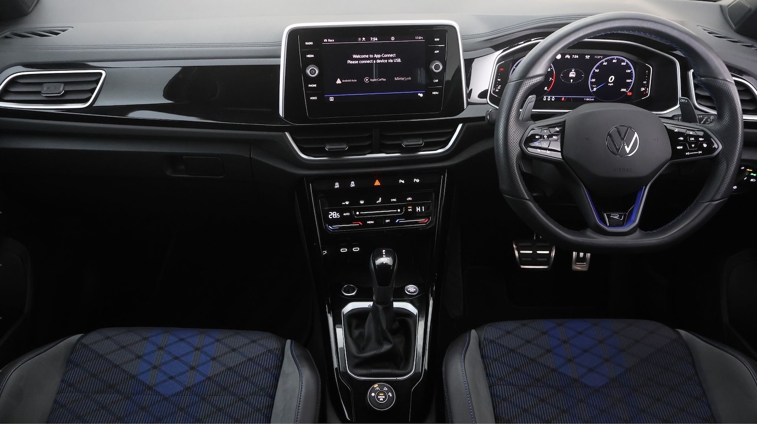 Used Volkswagen T-Roc 2023 for sale - 77381407: Photo 13