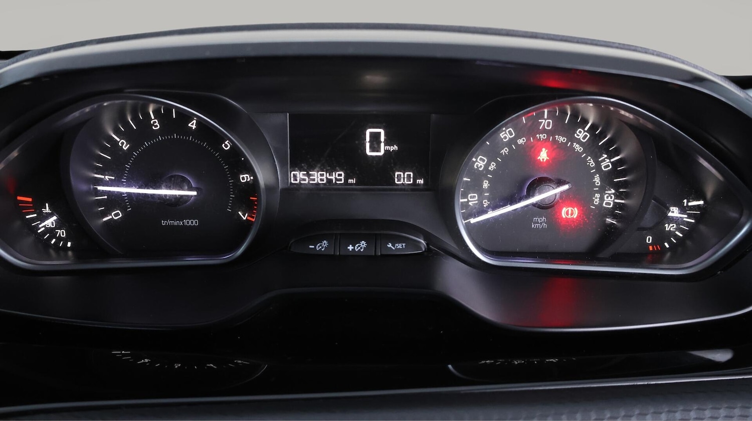 Used Peugeot 208 2019 for sale - 76380829: Photo 10