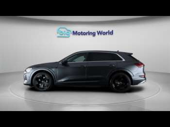 Used Audi e-tron 2022 for sale - 75401208: Photo